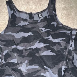Athleta Girl on the Go black/ grey camo romper